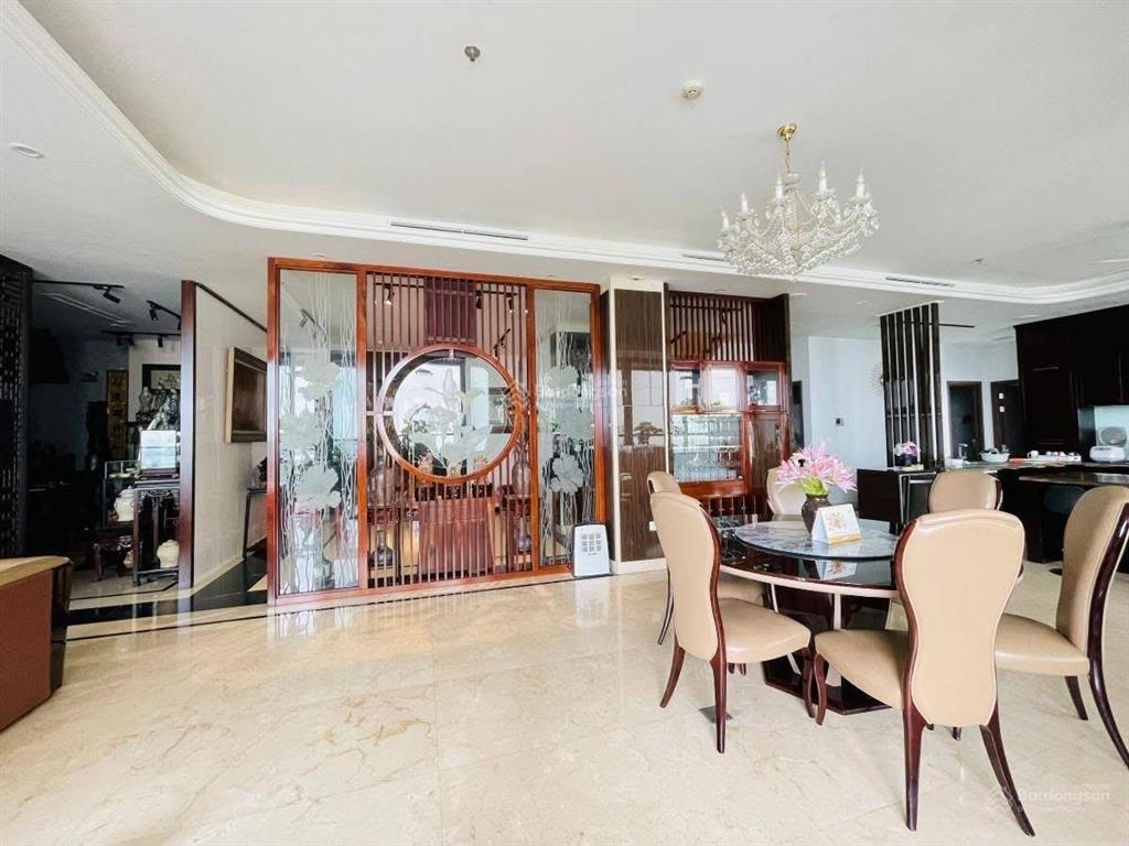 Bán căn hộ penthouse aqua central 44 yên phụba đình đẳng cấp thượng lưu thông tầng dt 500m106 tỷ