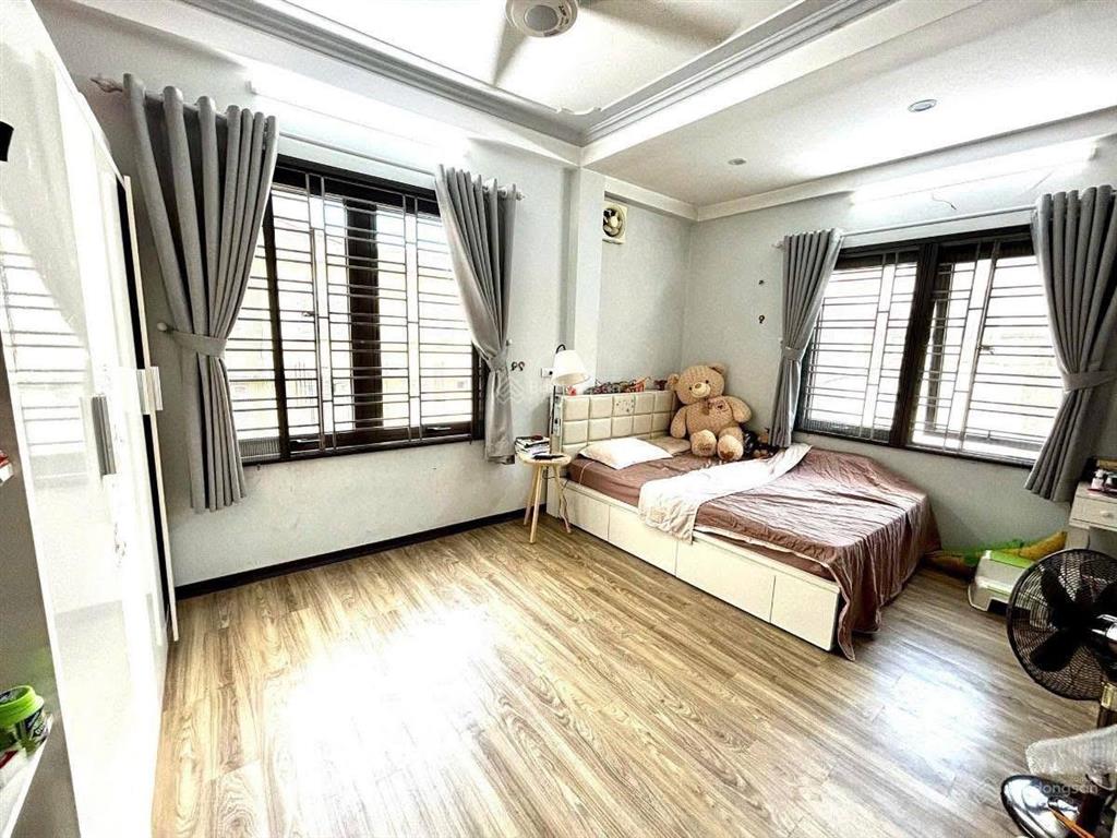 Bán nhà phố đào duy từ, hoàn kiếm ngõ rộng dt 30m2, 5t, mt 4,7m giá 16,5 tỷ nhà đẹp ở ngay