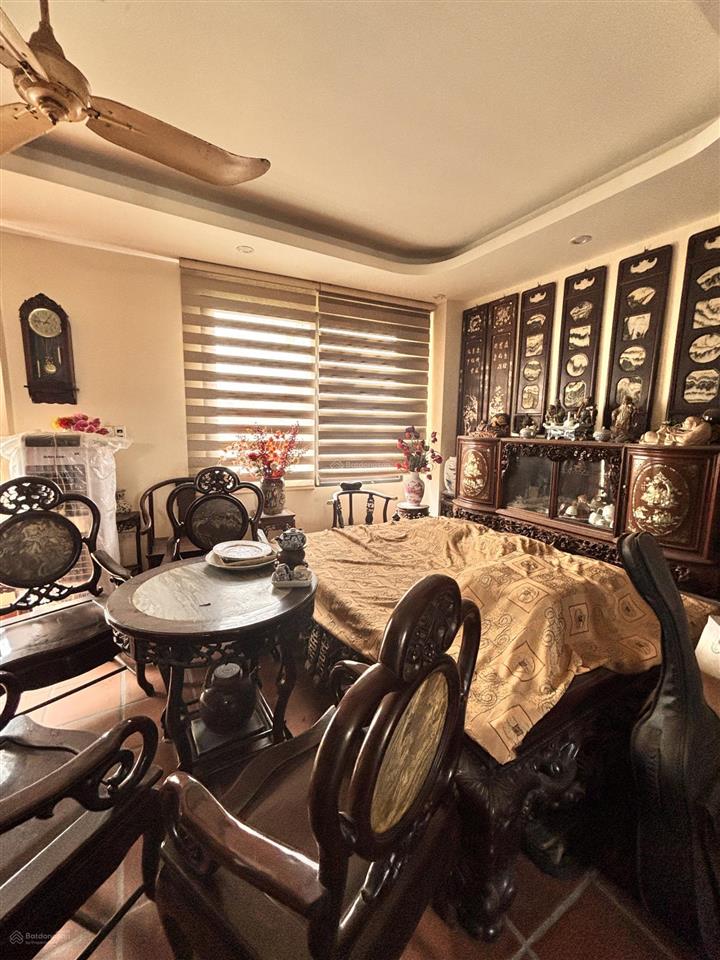 Bán nhà mặt phố trường chinh gần ngã tư sở dt42m7t thang máy, mặt tiền 6m giá 30 tỷ 2 mặt thoáng.