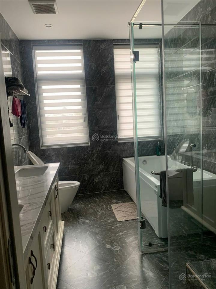 Bán biệt thự khu nguyệt quế vinhomes riverside long biên nội thất xịn dt 180m2 mt 9m giá 72 tỷ