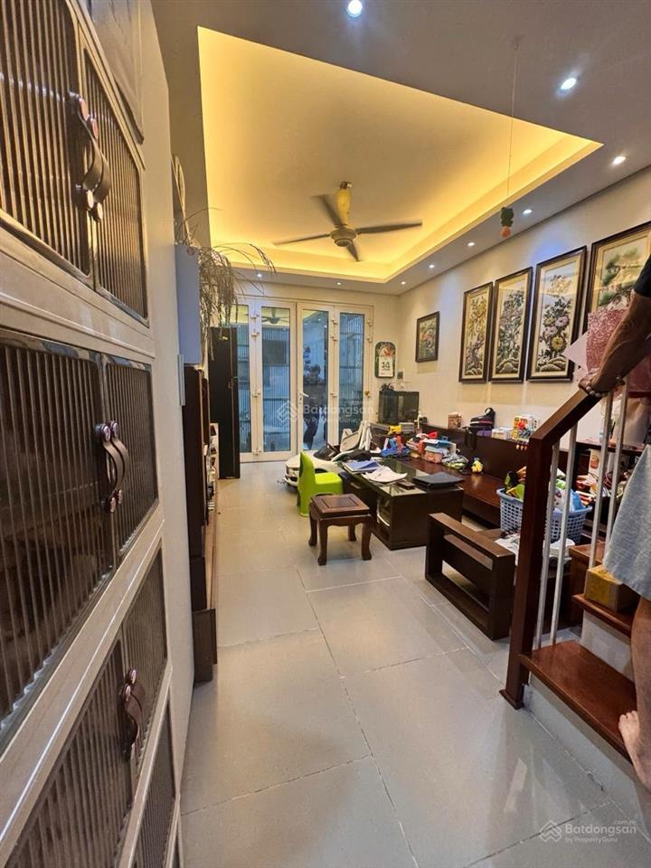 Bán nhà phố vip hàng bài, cửa nam, hoàn kiếm ngõ nông gần phố nhà đẹp dt 23m2 5t gần phố giá 15tỷ