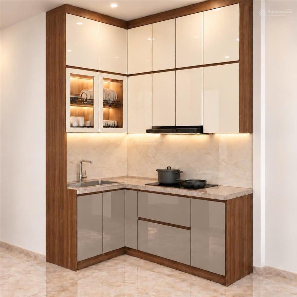 Bán nhà lê đại hành, hai bà trưng 5 tầng mới tinh thang máy dt 26m2 mt 4m gần ô tô giá 11.8 tỷ gpxd