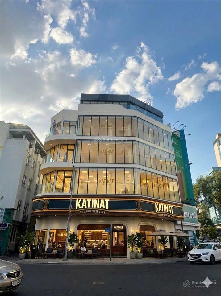 Bán nhà đường đào duy anh phú nhuận  dt 16x17m  ct hầm 7 tầng  hđt 300tr  gía 54 tỷ