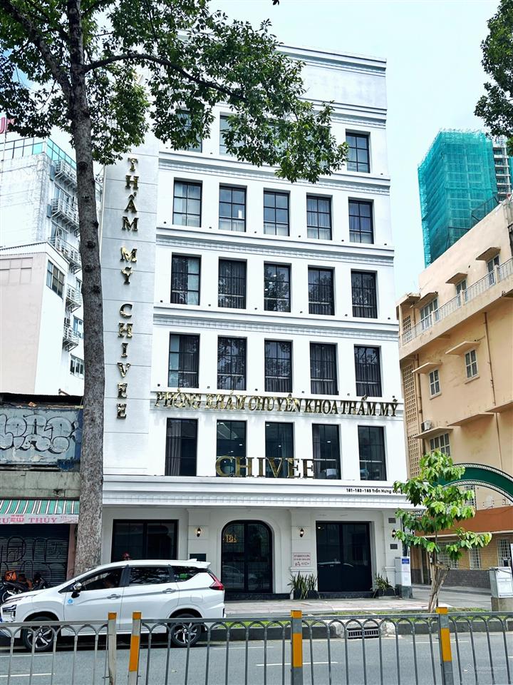 Bán tòa nhà ngay nguyễn văn trỗi  dt 18x22m  kc hầm 10 tầng có tm pccc hđt 650tr/th  giá 100 tỷ