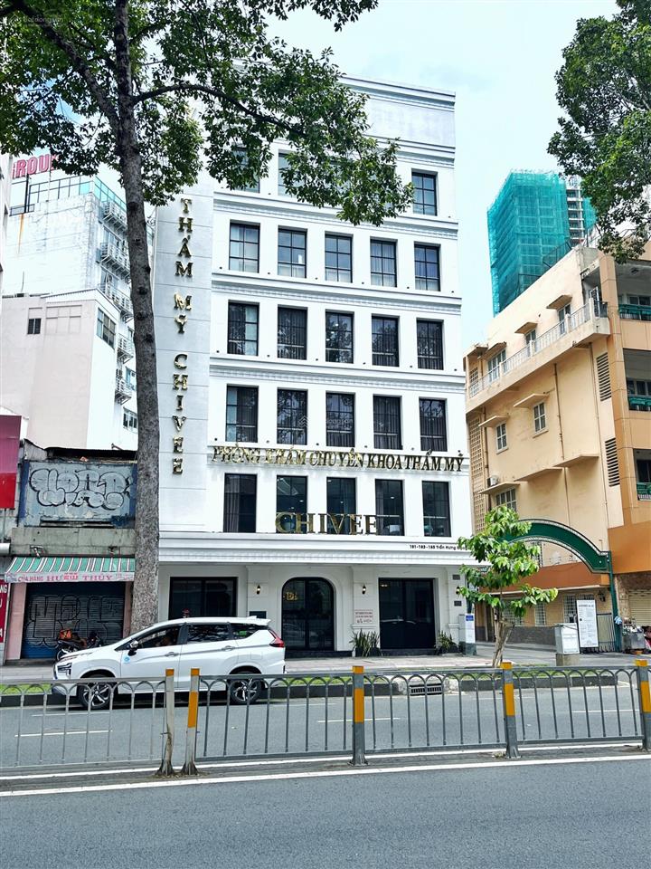 Bán tòa nhà ngay nguyễn văn trỗi  dt 18x22m  kc hầm 10 tầng có tm pccc hđt 650tr/th  giá 100 tỷ