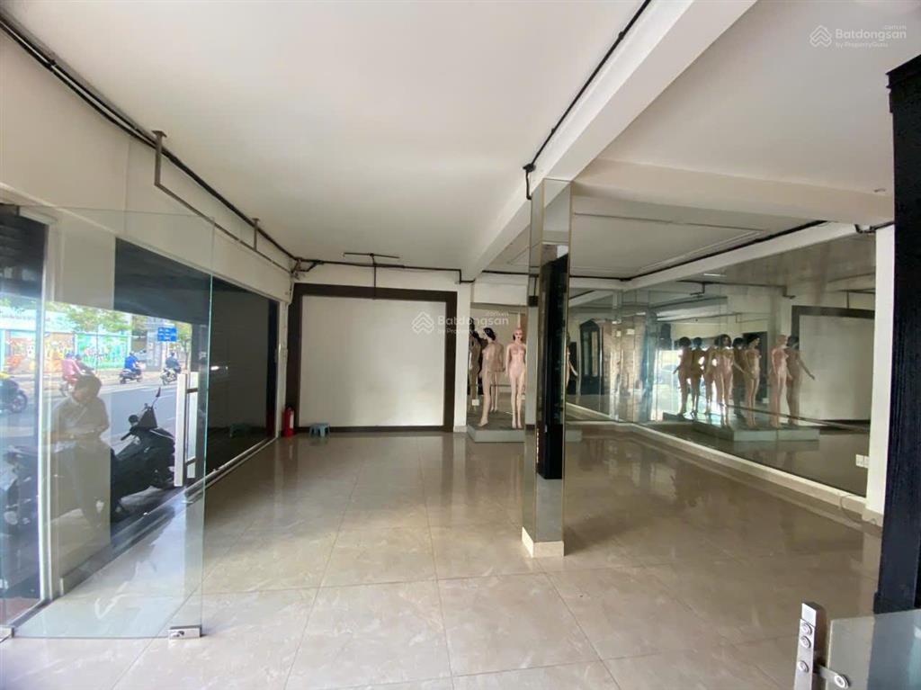 Góc 2mt hồ văn huê, phú nhuận (9.8x18m) gpxd h + 7 lầu, hđ 150 triệu/th  gía 45 tỷ