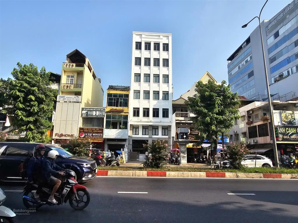 Bán tòa nhà bulding đường cộng hòa tân bình  diện tích 7x30m  kc 6 tầng  hđt 150tr  giá 35 tỷ