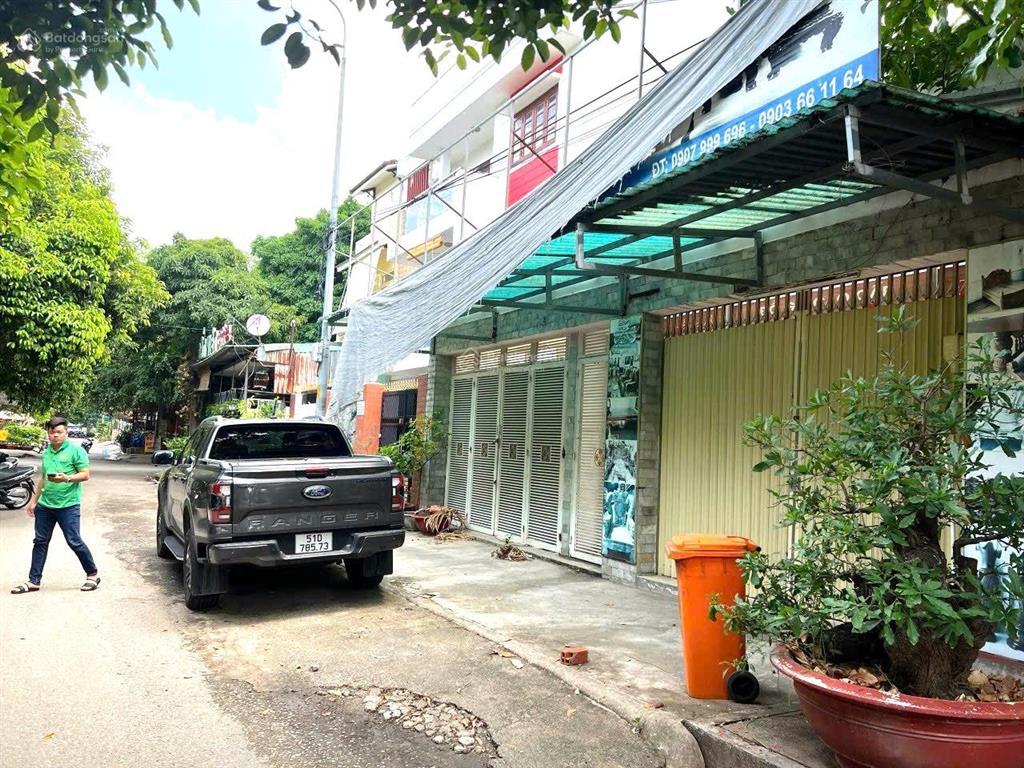 Bán đất đường thanh niên hm cho anh chị đầu tư 5x16=80m2 thổ cư shr giá 1 tỷ 050, cạnh vin hóc môn.