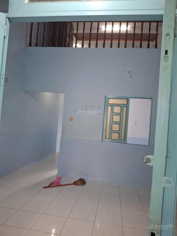 Bán nhà sổ riêng còn đẹp 110m2 giá 850tr đường hồ văn tắng, xã tân phú trung gần bv đa khoa xuyên á