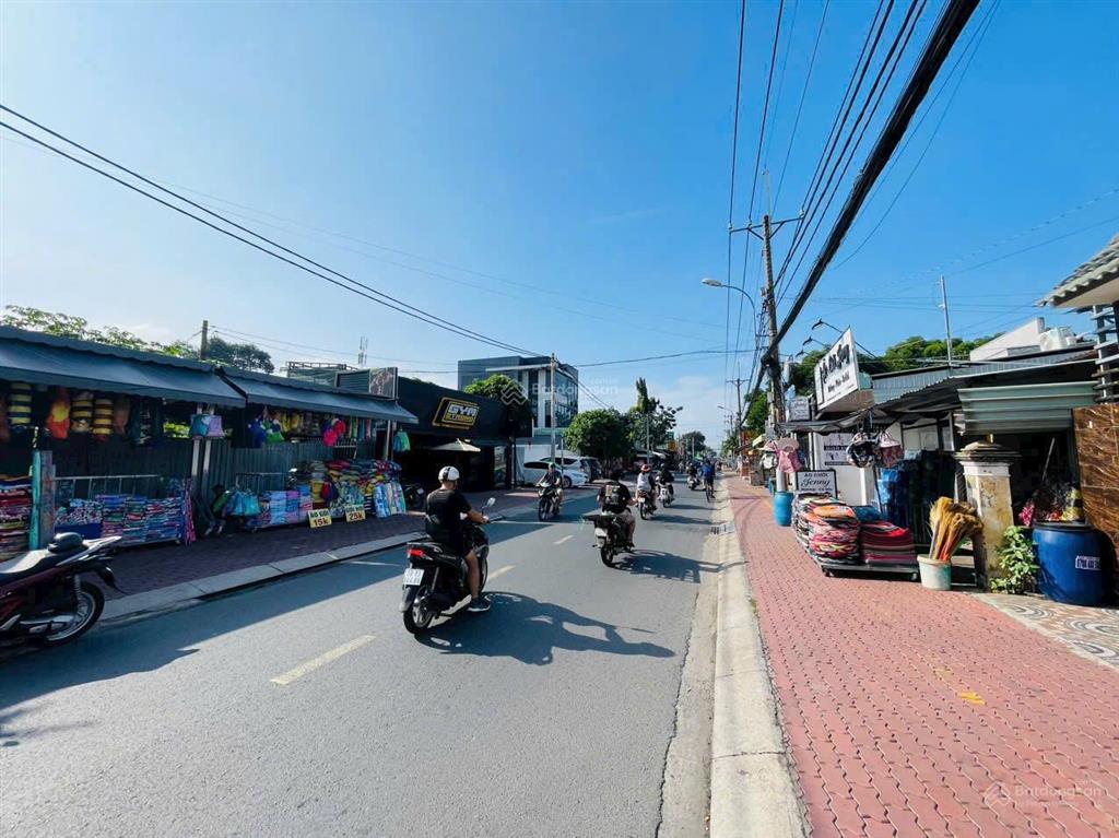 Bán mảnh đất tâm huyết của gia đình 182m2 thổ cách ngã tư suối lội, củ chi 300m shr giá 1 tỷ 050