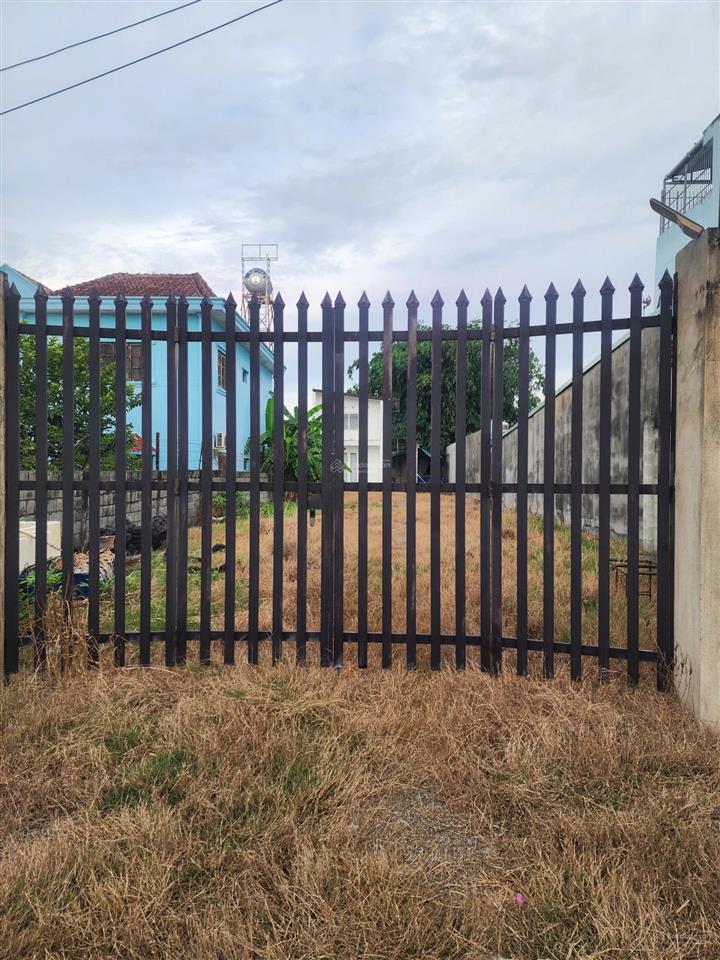 Bán đất tặng nhà vườn ngay trung tâm thị trấn củ chi, đường nguyễn văn khạ 10x43=436m2 shr 1tỷ050