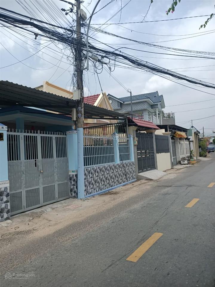 Chính chủ! bán nhà + đất rộng 206m2 (5,5x42) sổ riêng, nhà kiên cố gần chợ nguyễn văn khạ