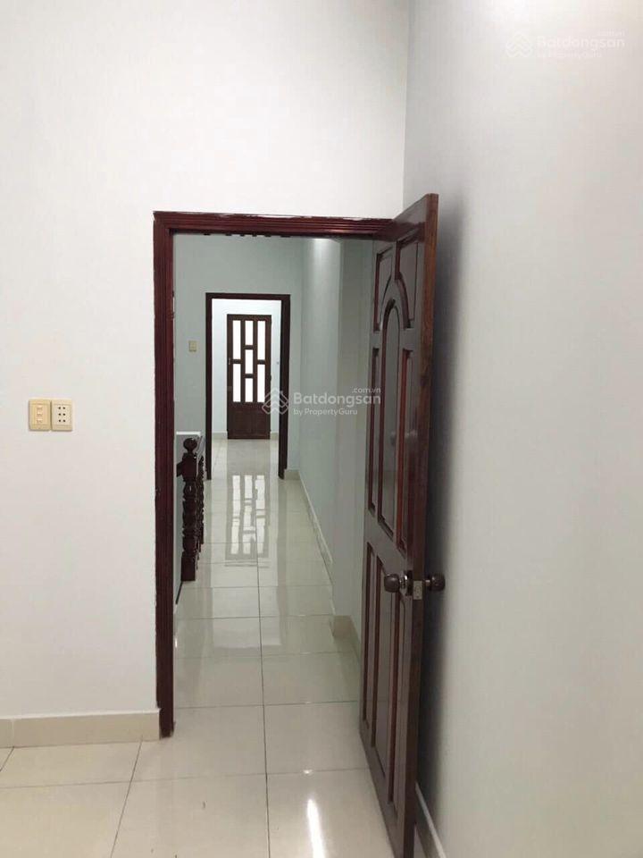 Chính chủ! bán nhà + đất rộng 206m2 (5,5x42) sổ riêng, nhà kiên cố gần chợ nguyễn văn khạ