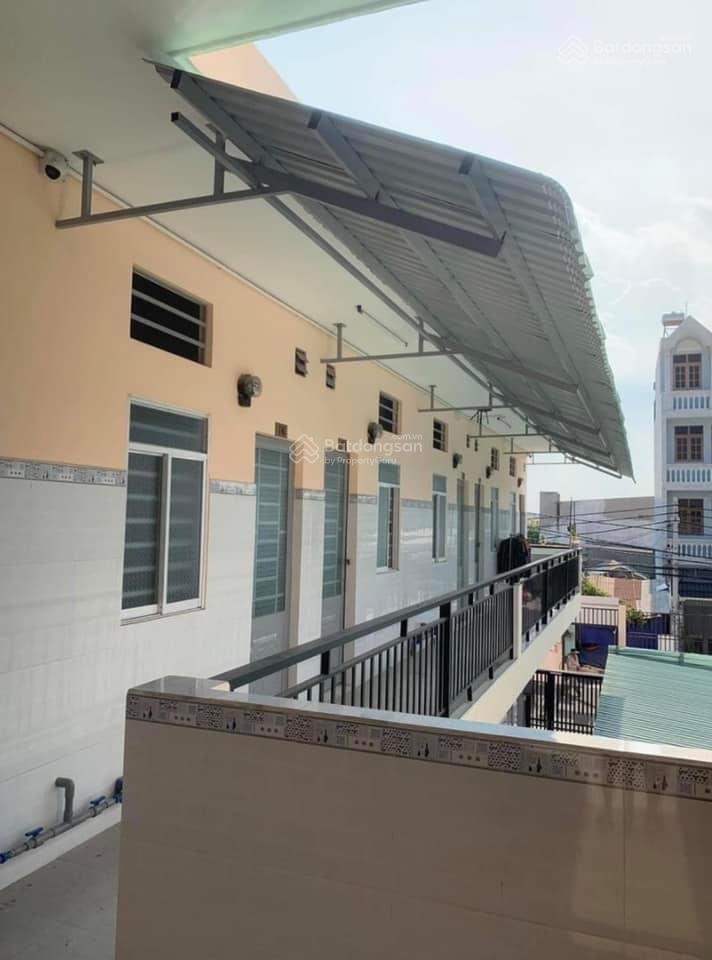 Bán dãy trọ song hành, trung mỹ tây đối diện bến xe an sương 10p 1 lầu 4x24=97m2 shr