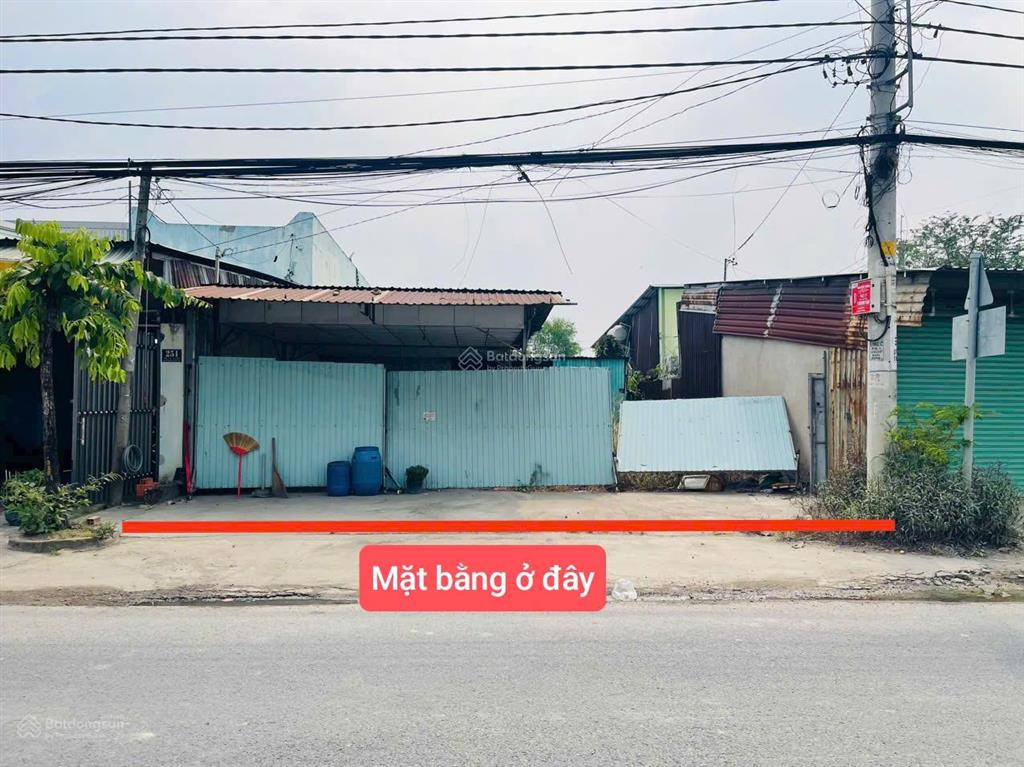 Bán mặt tiền kinh doanh ngay chợ việt kiều đường liêu bình hương 177m2(6x30) sổ riêng giá 1 tỷ 050