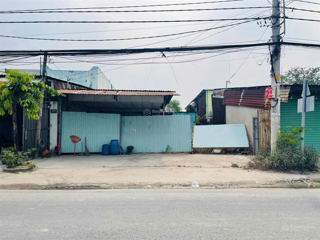 Bán mặt tiền kinh doanh ngay chợ việt kiều đường liêu bình hương 177m2(6x30) sổ riêng giá 1 tỷ 050