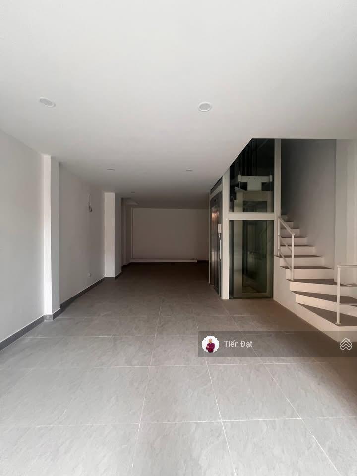 Bán nhà phố võng thị tây hồ, phân lô ,gara ô tô, kdoanh, 50m2, nhà 6t tm, dân xây kcbt giá 21,8 tỷ.