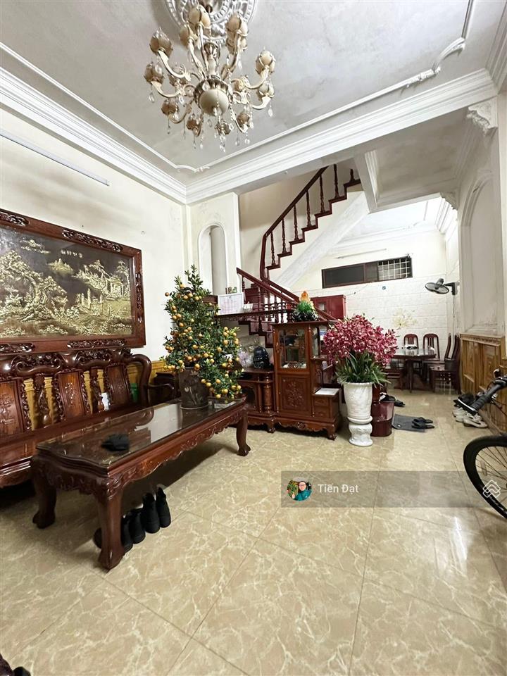 Bán nhà yên lãng 50m2 giá 13,99 tỷ nhà dân xây cực kỳ kiên cố chắc chắn  đống đa trước nhà 3m