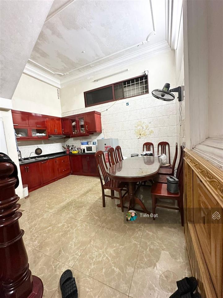 Bán nhà yên lãng 50m2 giá 13,99 tỷ nhà dân xây cực kỳ kiên cố chắc chắn  đống đa trước nhà 3m