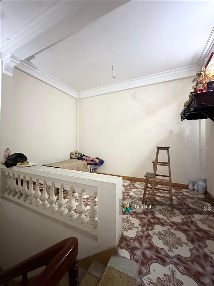 Bán nhà yên lãng 50m2 giá 13,99 tỷ nhà dân xây cực kỳ kiên cố chắc chắn  đống đa trước nhà 3m