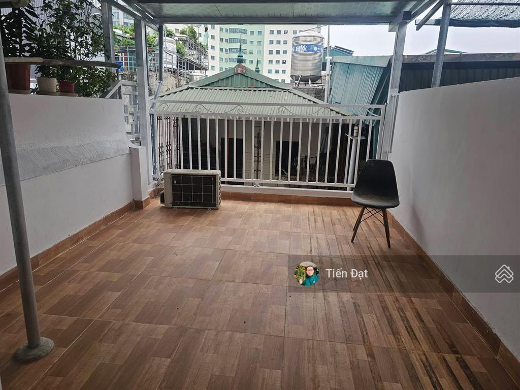 Bán nhà vĩnh phúc ba đình 5 tầng  ngõ rộng thông thoáng gần oto đủ công năng 34m2 giá 8,85 tỷ.