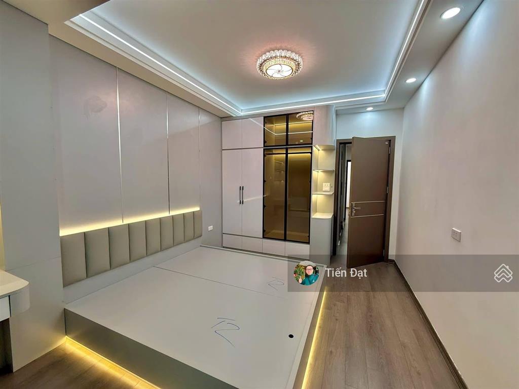 Siêu phẩm phân lô 1194 đường láng  ô tô tránh thang máy 2 thoáng vĩnh viễn 37m2/43t2 5t 15,5 tỷ