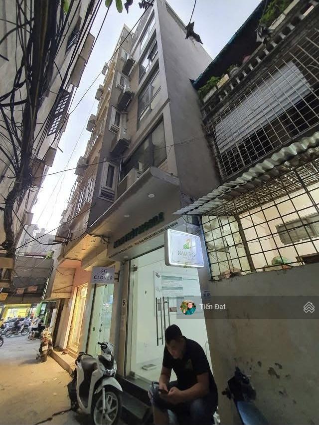 Bán nhà phố chùa bộc 1 nhà ra phố  ô tô đỗ cửa  ngõ thông kinh doanh  35m2 6 tầng 15,99 tỷ