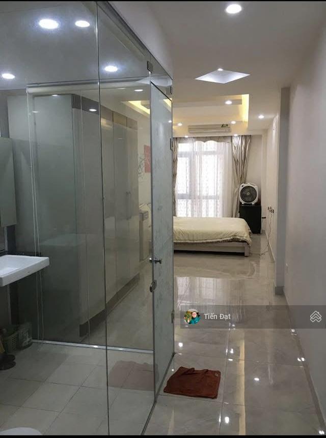 Bán nhà phố chùa bộc 1 nhà ra phố  ô tô đỗ cửa  ngõ thông kinh doanh  35m2 6 tầng 15,99 tỷ