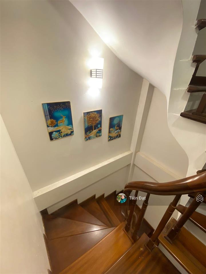 Bán nhà đội cấn  hộ khẩu ba đình  60m ra ô tô  tặng full nội thất 5 tầng 3 ngủ 30m2 giá 9,7 tỷ