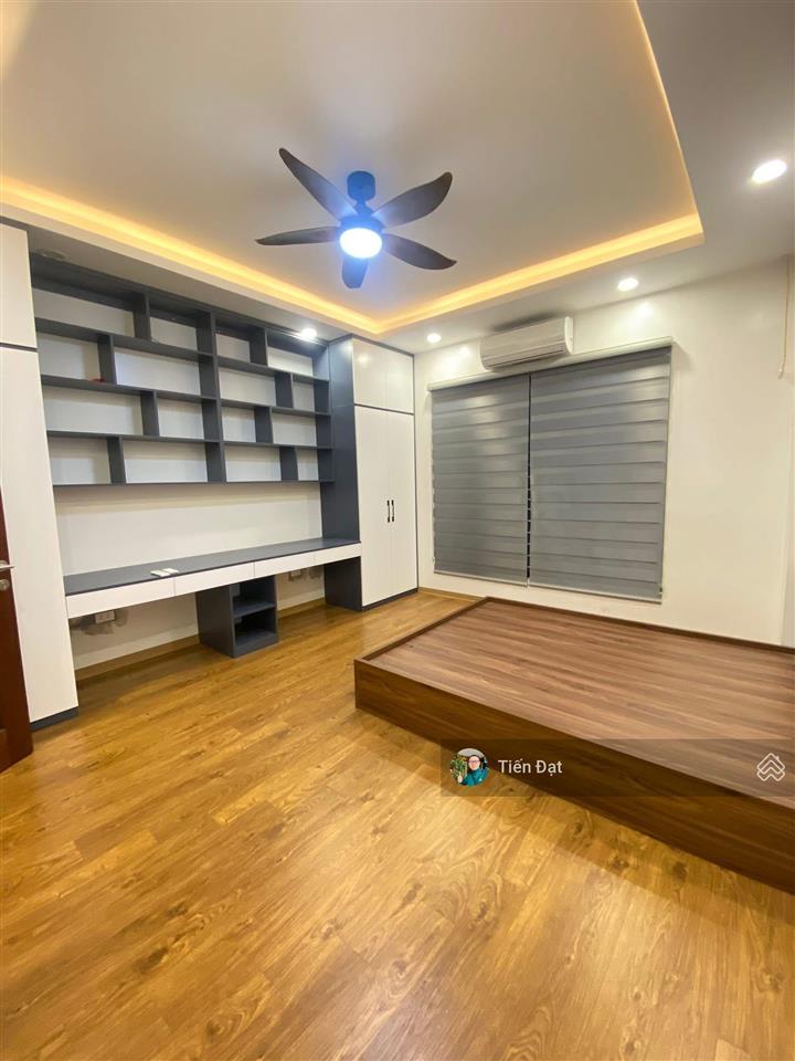 Bán nhà đội cấn  hộ khẩu ba đình  60m ra ô tô  tặng full nội thất 5 tầng 3 ngủ 30m2 giá 9,7 tỷ