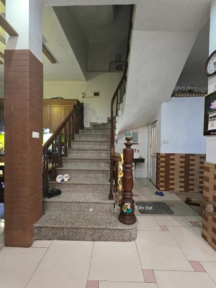 Bán nhà hoàng hoa thám ba đình  gần hồ  cách ô tô 30m  thông số đẹp 61m2  5 tầng  giá 15,8 tỷ