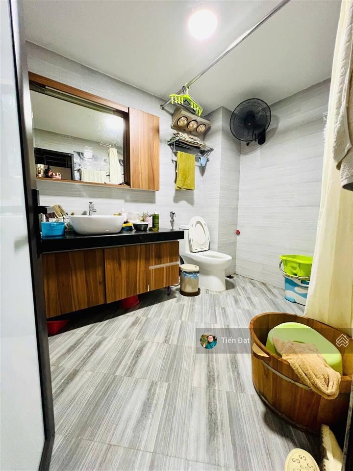 Bán nhà tôn đức thắng quan thổ 1 45m2 nhà 5 tầng  giá 14,5 tỷ lô góc mặt ngõ thông kinh doanh