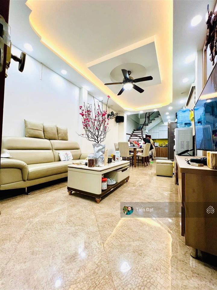 Bán nhà tôn đức thắng quan thổ 1 45m2 nhà 5 tầng  giá 14,5 tỷ lô góc mặt ngõ thông kinh doanh