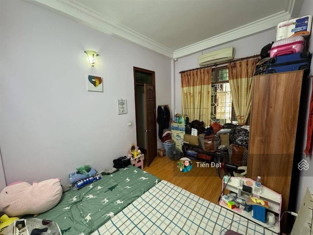 Bán nhà thái thịnh quận đống đa, 37m2, nhà 5 tầng, giá 9,5 tỷ, dân xây, chủ thiện chí.