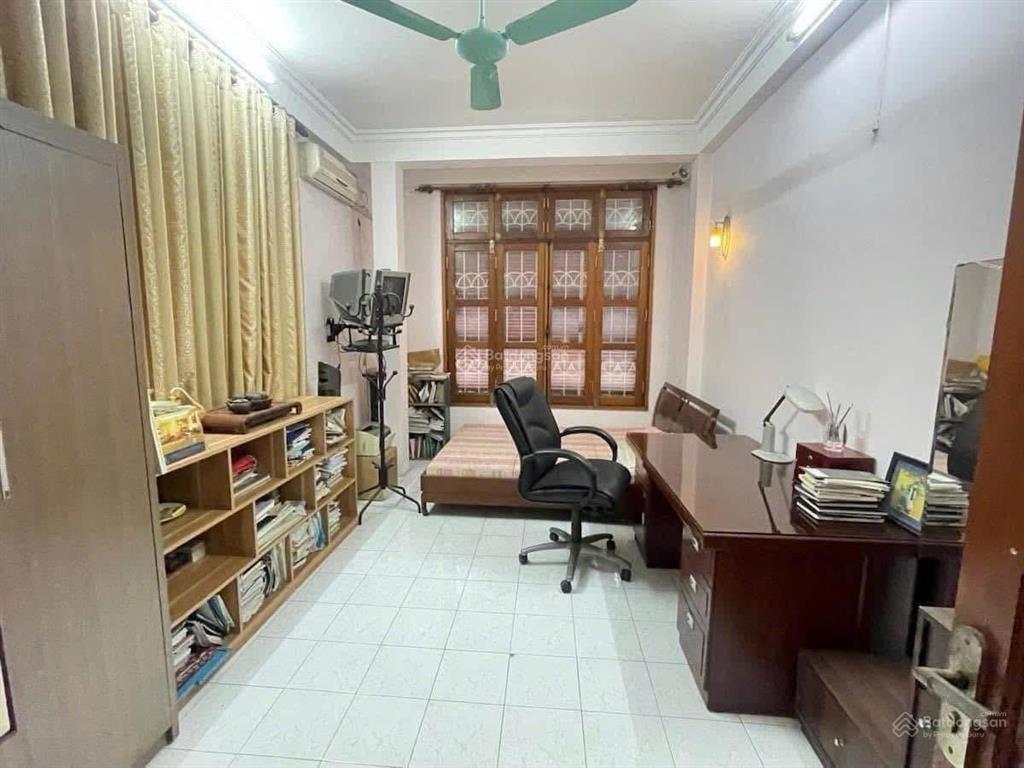 Bán nhà đường nguyễn chí thanh đống đa  lô góc  ngõ nông thoáng  nhà đẹp  30m2 6t  giá 9,2 tỷ