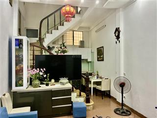 Bán nhà phố láng hạ ba đình, 35m2, nhà 5 tầng, thoáng trước sau, giá 8,5 tỷ có tl ,   0987 396 ***