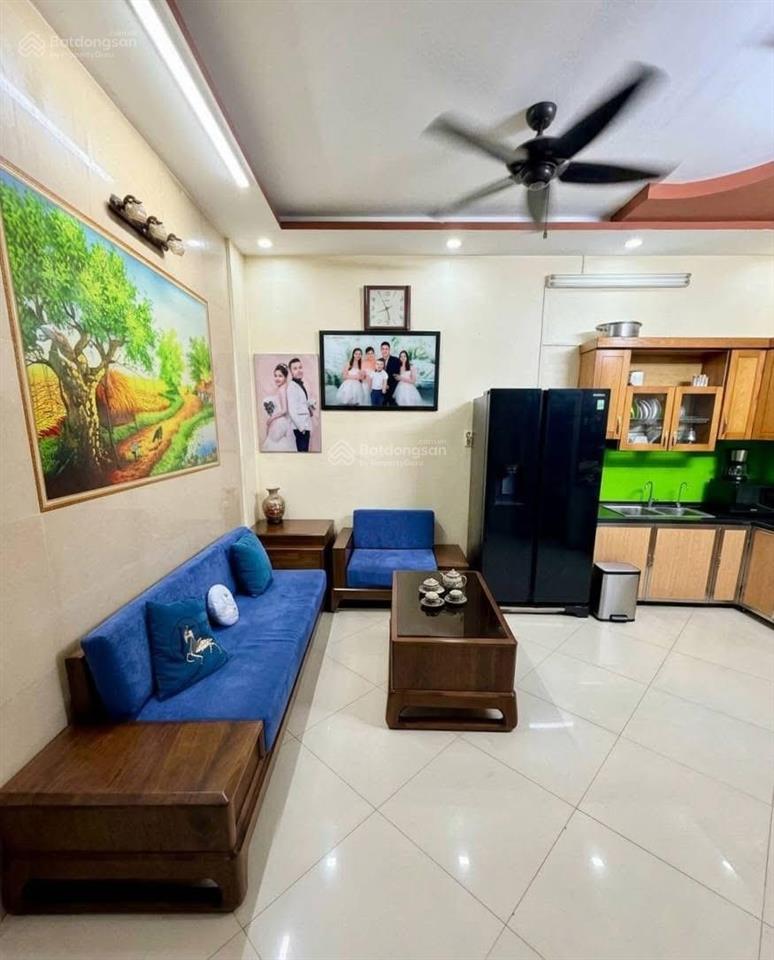 Bán nhà riêng ngõ 113 vĩnh hồ thái thịnh, 48m2x5t, 20m ra ô tô tránh, lô góc 3 thoáng vv giá 11 tỷ.
