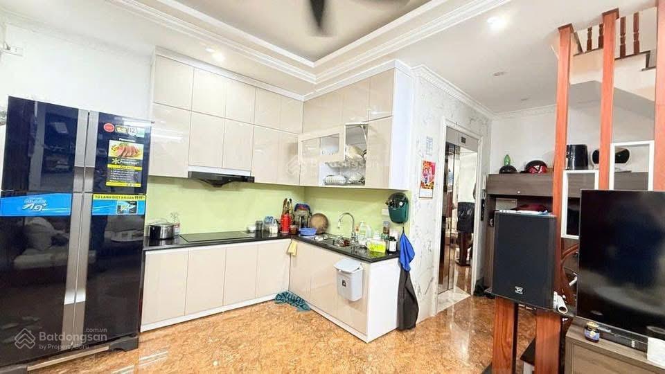 Bán nhà phố đào tấn ba đình, 35m2,nhà 5 tầng thang máy, full nội thất , giá 9,85 tỷ có thương lượng