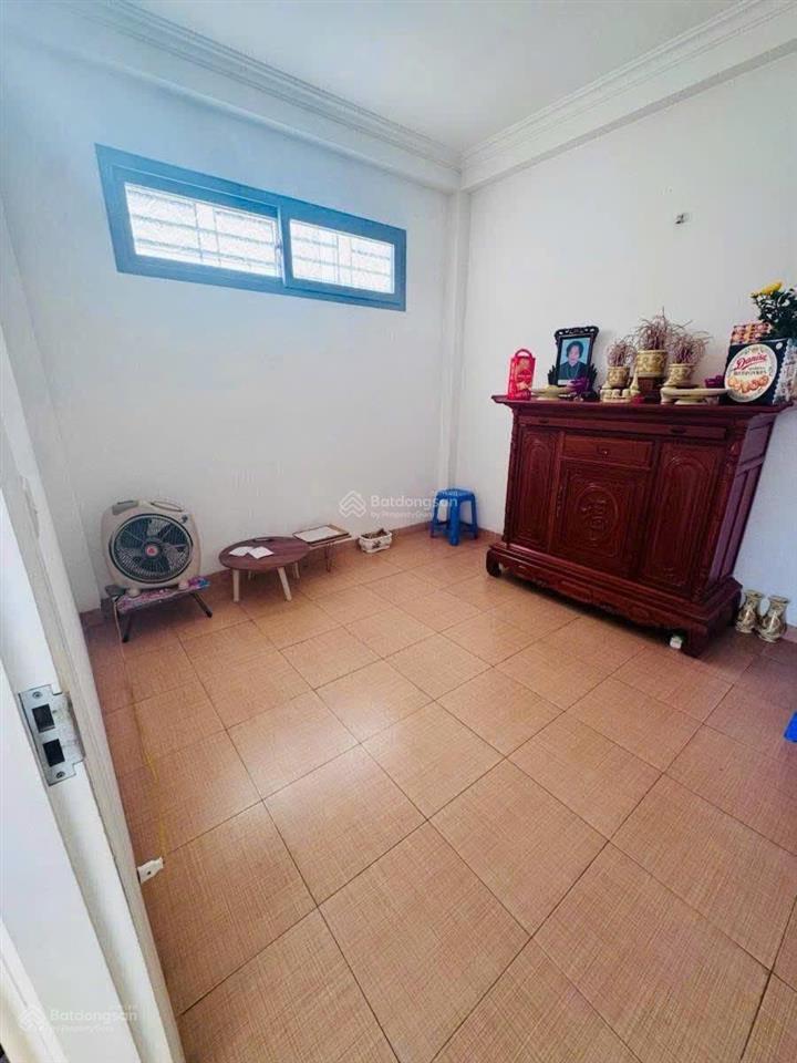 Bán nhà hoàng hoa thám 46,2m2, nhà 4 tầng, 2 thoáng sáng, full nội thất giá 10,3 tỷ có thương lượng