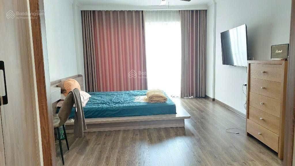 Bán nhà đội cấn ba đình ,chủ tặng nội thất cao cấp, 34m2, nhà 5 tầng, giá 7,99 tỷ  đạt 0987 396 ***