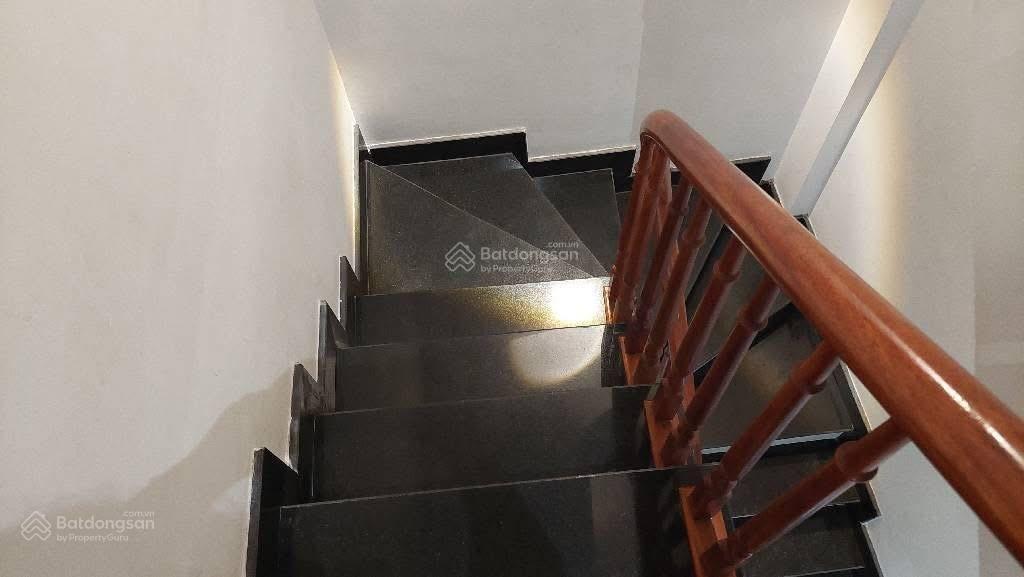 Bán nhà đội cấn ba đình ,chủ tặng nội thất cao cấp, 34m2, nhà 5 tầng, giá 7,99 tỷ  đạt 0987 396 ***