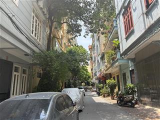 Bán nhà phân lô phạm tuấn tài, ô tô, vỉa hè, dt 31,4m2, lô góc, nhà dân 4 tầng giá 16,3 tỷ có tl