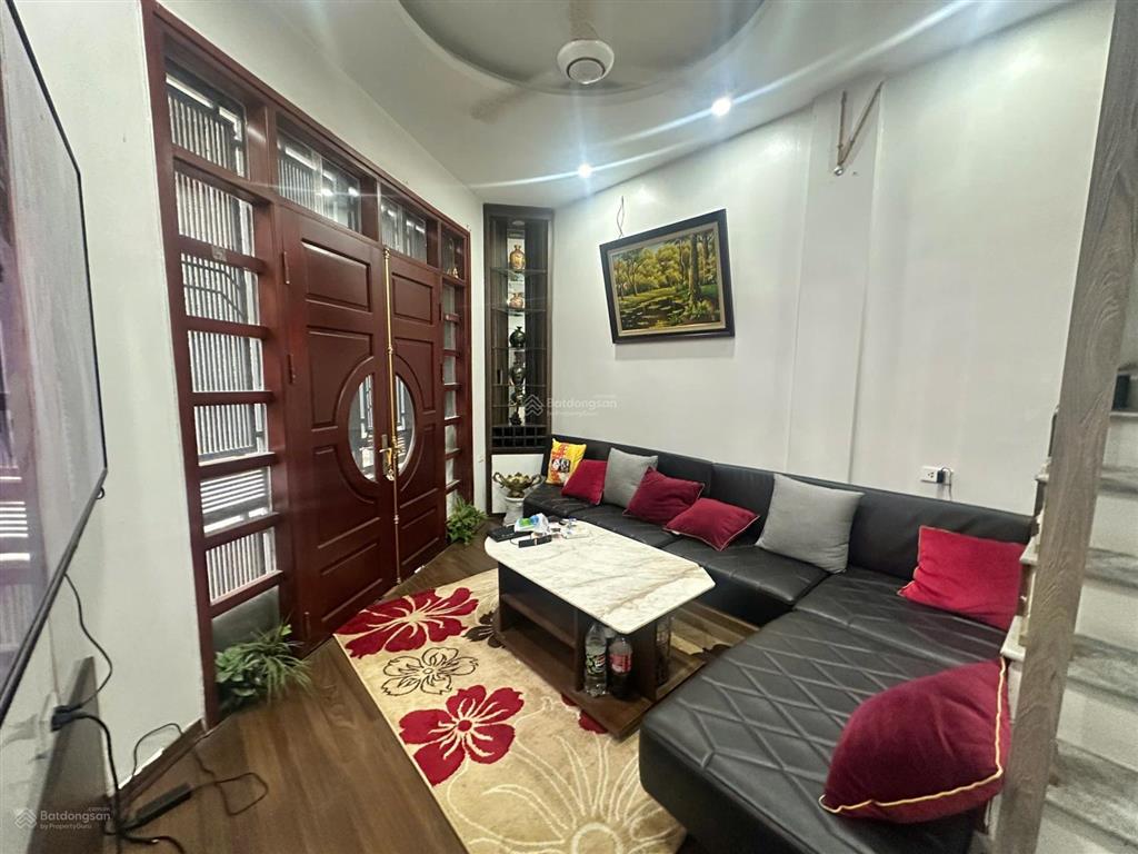 Bán nhà phân lô phạm tuấn tài, ô tô, vỉa hè, dt 31,4m2, lô góc, nhà dân 4 tầng giá 16,3 tỷ có tl