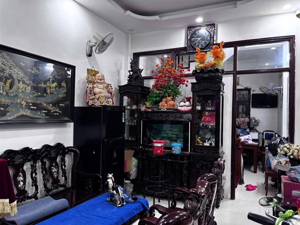 Phân lô ô tô ngõ 168 hào nam,đống đa 43,8m2, nhà 4 tầng , dân xây kcbt, giá 15,3 tỷ có thương lượng
