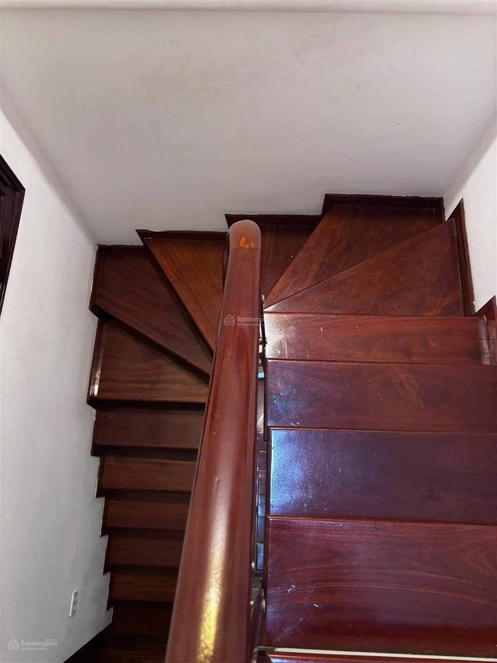 Phân lô ô tô ngõ 168 hào nam,đống đa 43,8m2, nhà 4 tầng , dân xây kcbt, giá 15,3 tỷ có thương lượng