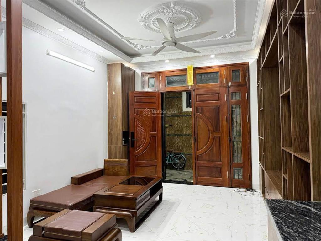 Bán nhà xuân đỉnh, 31m2, nhà 5 tầng, full nội thất, cách ô tô 10m, giá 7,95 tỷ.  0987 396 ***