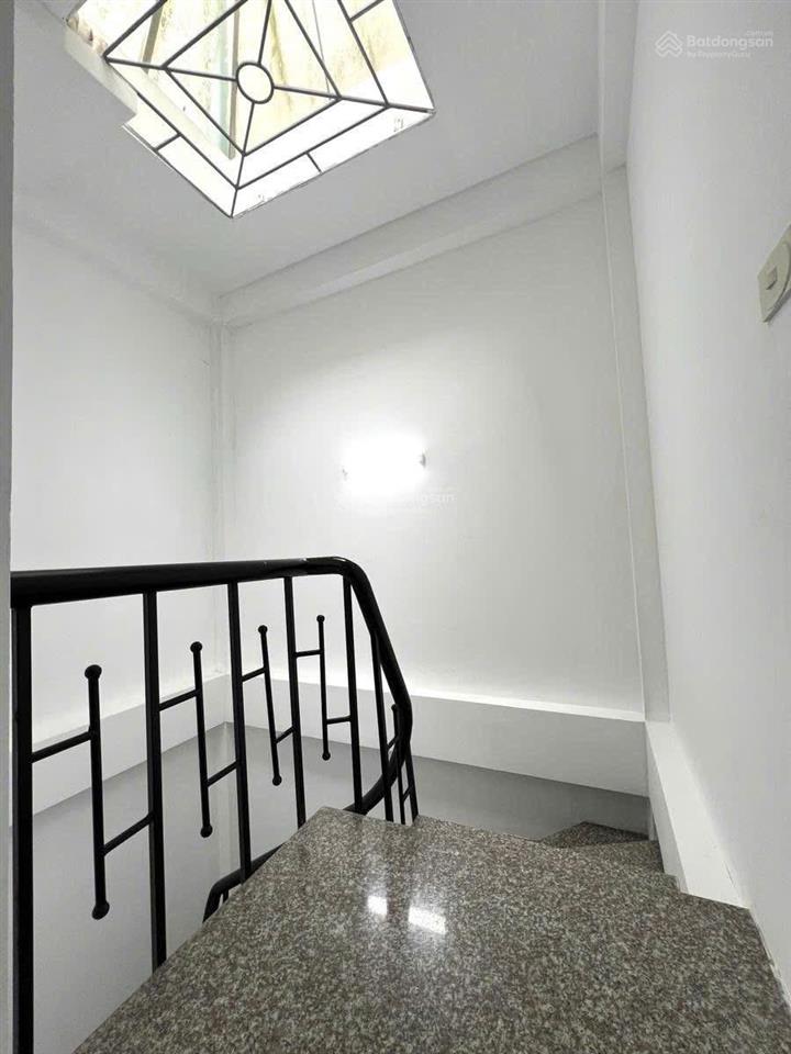 Bán nhà đẹp tây hồ, 4 tầng, 20m ra ô tô, full nội thất vào ở luôn 28m2 giá 7,5 tỷ  0987 396 ***