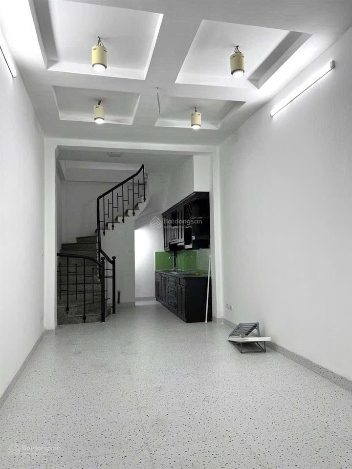 Bán nhà đẹp tây hồ, 4 tầng, 20m ra ô tô, full nội thất vào ở luôn 28m2 giá 7,5 tỷ  0987 396 ***