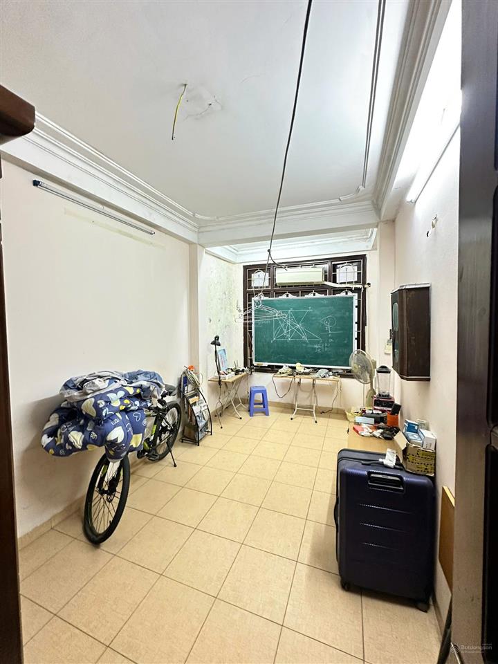 Bán nhà phân lô la thành, ba đình, 30m2, nhà 5 tầng, ô tô vào nhà, trước nhà 3,5m giá 11,2 tỷ