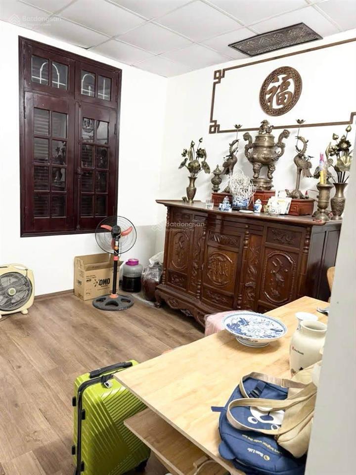 Bán nhà yên hòa cầu giấy, 55m2, nhà 4 tầng, dân xây kcbt, mặt tiền 4m, giá 12,8 tỷ có thương lượng